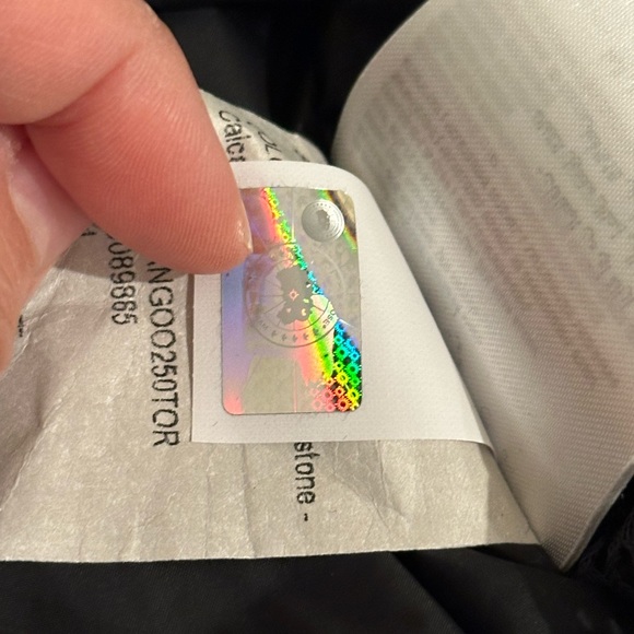 Canada Goose Expedition Parka | 2024 | Like New | SIZE LARGE - Picture 7 of 16